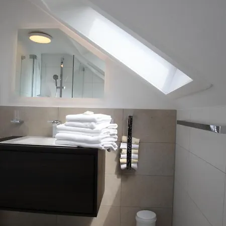 Moderne 2 Zimmer Wohnung In Leinfelden In Hervorragender Lage Und Infrastruktur Exterior photo
