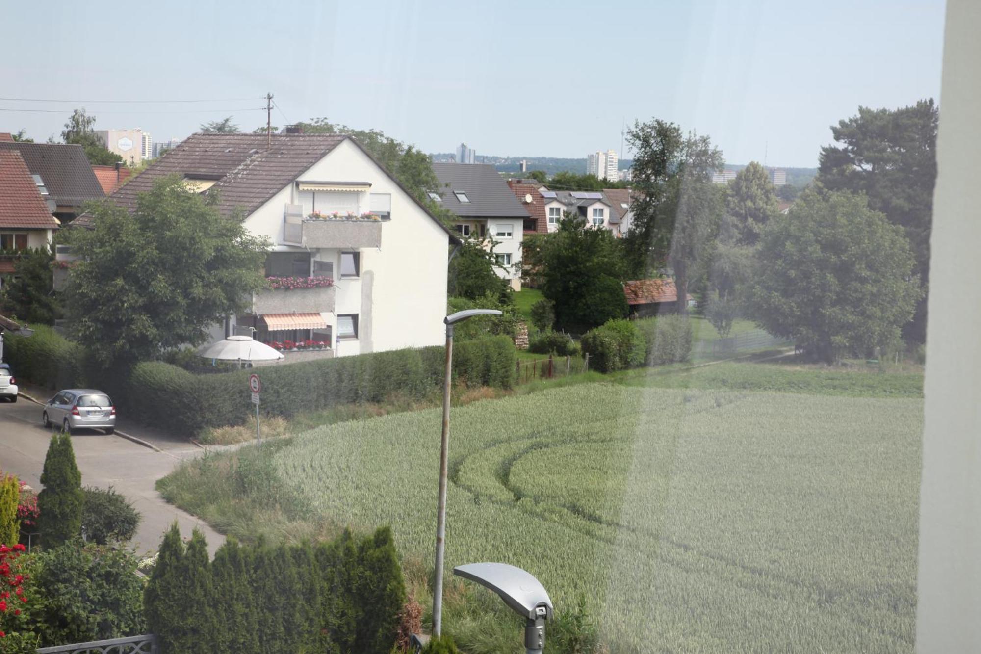 Moderne 2 In In Hervorragender Lage Und Infrastruktur Apartment